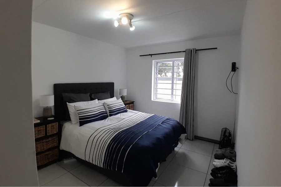 To Let 2 Bedroom Property for Rent in Parklands East Western Cape